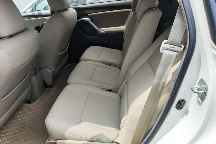 Used Toyota Verso 2014 Starlight 180E CVT Elite Edition
