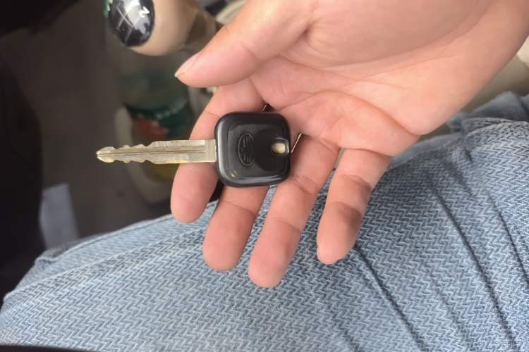 Used FAW Jiabao V80 2014 1.5L Extended All-in-One Standard Version