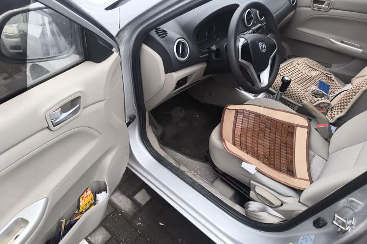 Used CHANGAN Alsvin V3 2015 1.4L Manual Meiman Model China IV Standard