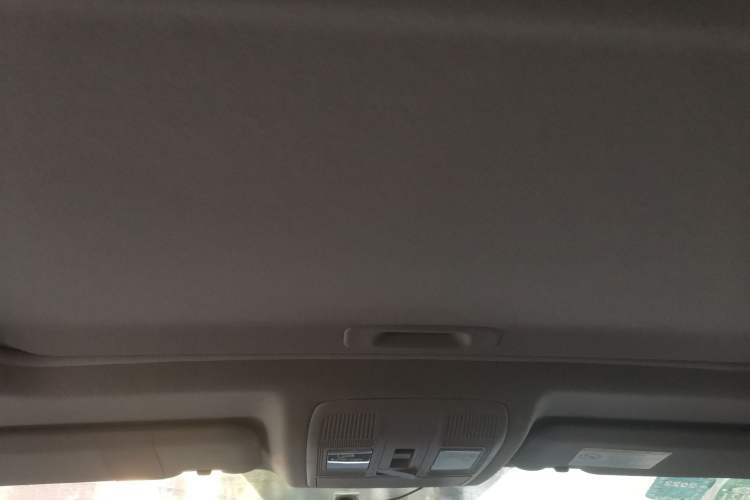 Used Mazda Mazda 3 Axela 2016 Sedan 1.5L Automatic Luxury Model
