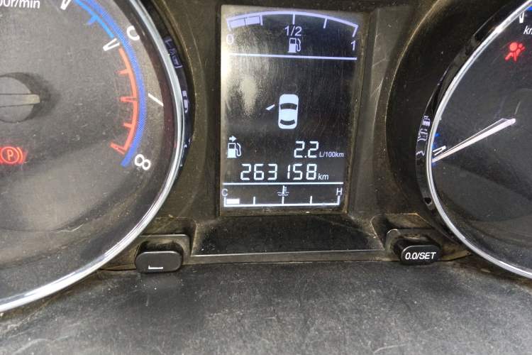 Used FORTHING S500 2016 1.6L Manual Luxury Edition