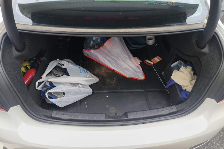 Used BMW 3 Series 2016 320Li Ambition Model
