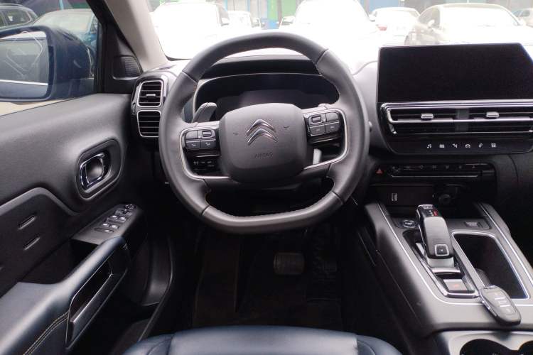 Used Citroen C5 AIRCROSS 2023 400THP Longitudinal Engine Version Steering Wheel