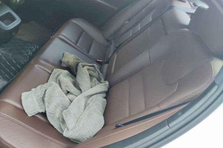 Used Volvo S60 2021 T4 Zhiyi Luxury Edition