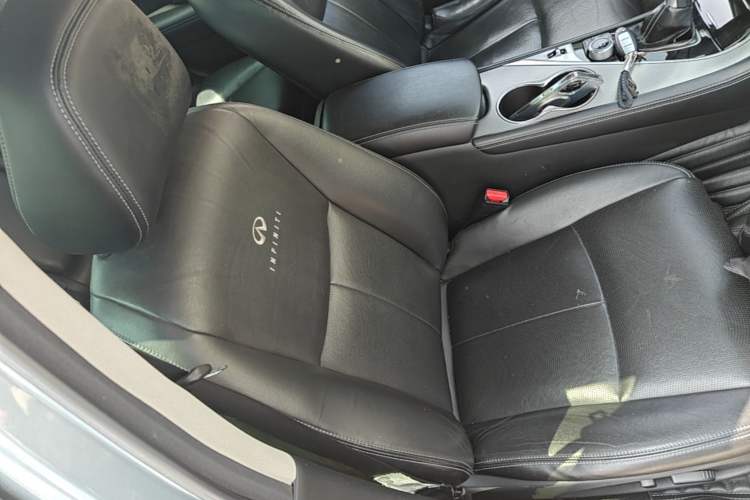 Used Infiniti Q50 2014 2.0T Luxury Edition