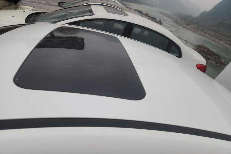 Used Chevrolet Cruze 2014 1.6L SL Millionth Anniversary Edition MT
