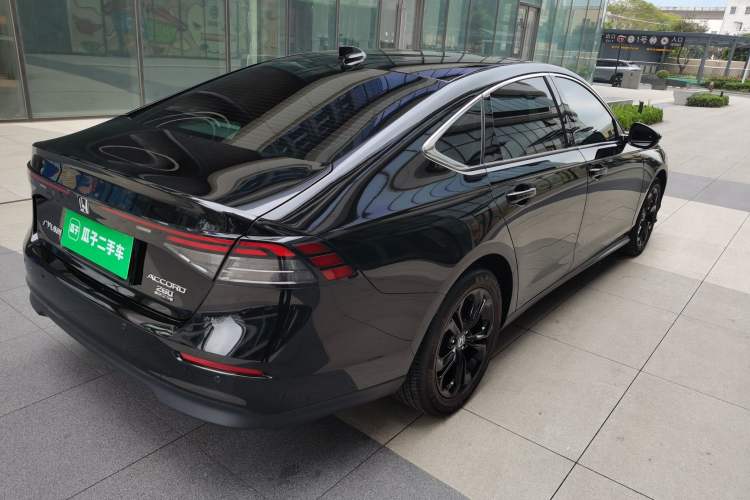 Used Honda Accord 2025 260TURBO Luxury Edition Rear Right 45 Deg