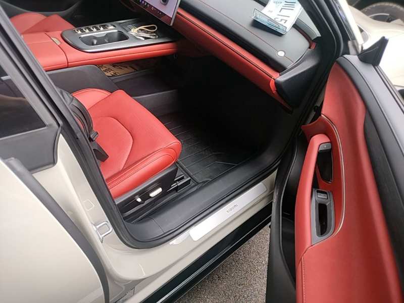 Used Xiaomi Auto SU7 2024 Four-Wheel Drive Ultra-Long Range Advanced Intelligent Driving Max Edition — 28