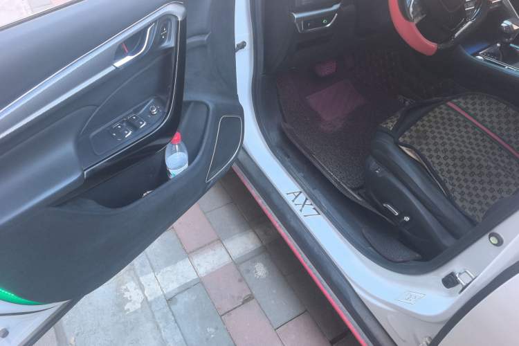 Used Dongfeng Aeolus AX7 2019 1.6T Automatic AI Navigation Model China V Standard
