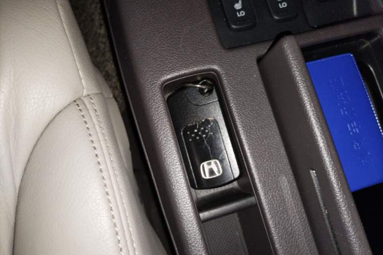 Used Honda CR-V 2013 2.4L four-wheel drive luxury version