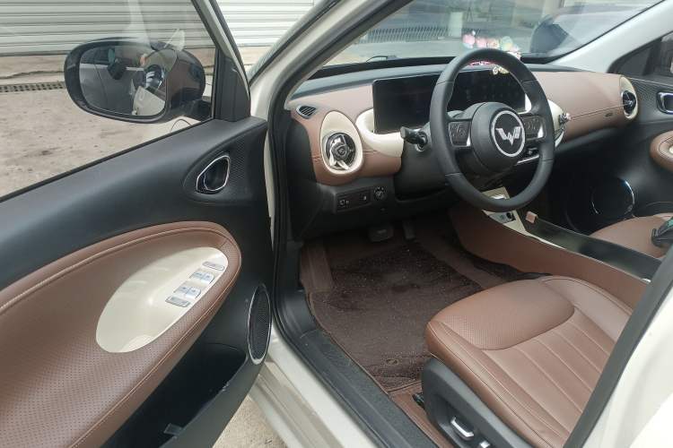 Used Wuling Bingo 2023 410 km Lingxi Deluxe Edition
