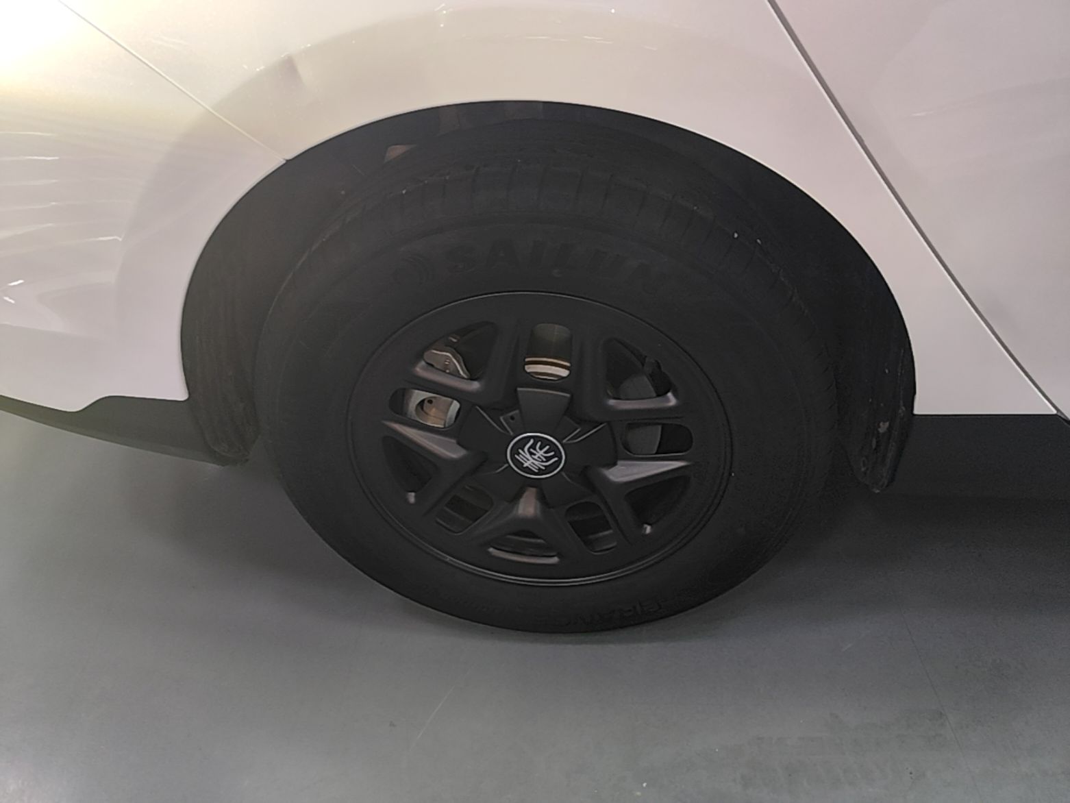 BYD Qin PLUS 2025 DM-i Smart Drive 55KM Leading Model — снимка 11