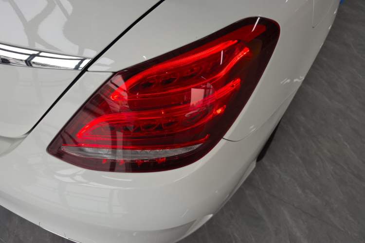 Used Mercedes-Benz C-Class 2018 C 200 L Sport Edition Right Rear Taillight