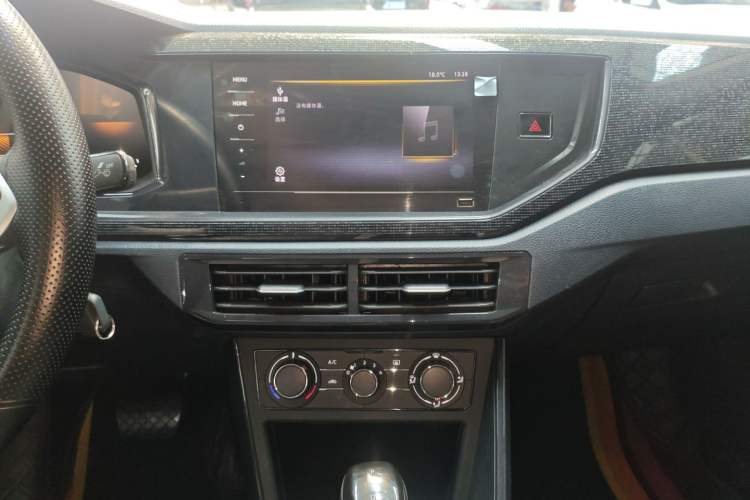 Used Volkswagen Lavida 2025 New Sharp 1.5L Outstanding New Edition Audio And AC Panel