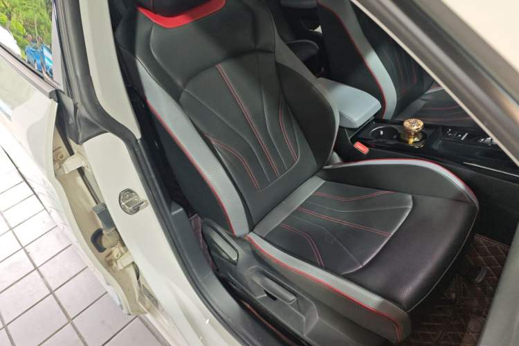 Used Volkswagen Lamando 2022 Lingdu L 280TSI DSG Spicy Edition Right Front Seat