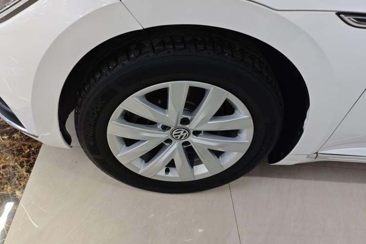 Used Volkswagen FAW-Volkswagen CC 2020 330TSI Huayan Edition China VI Standard Left Front Wheel Hub