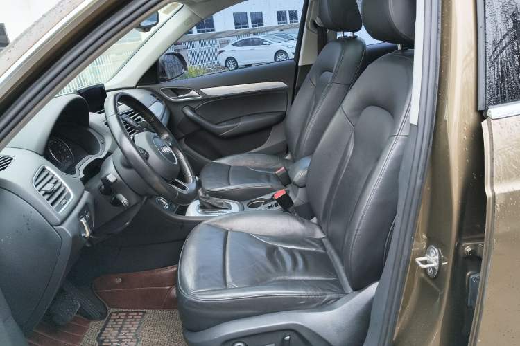 Used Audi Q3 2015 35 TFSI Millionth Anniversary Comfort Model