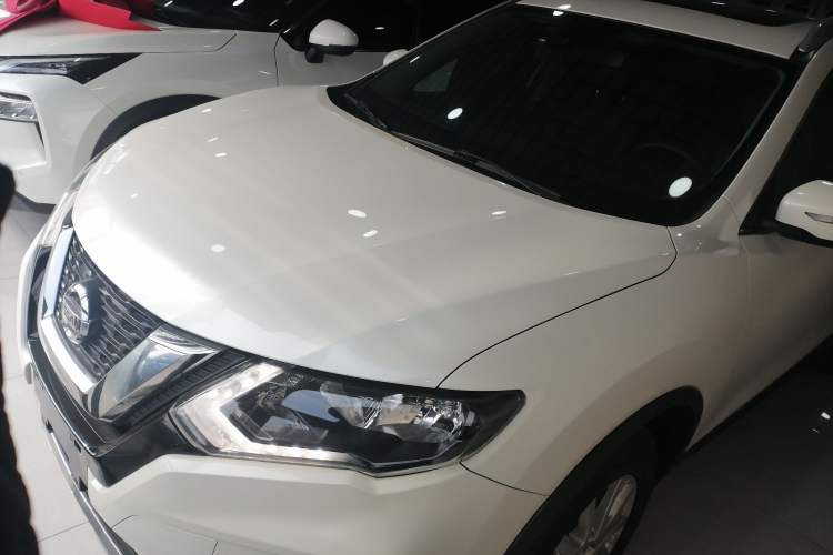 Used Nissan X-Trail 2019 2.0L CVT Smart Connect Comfort Edition 2WD
