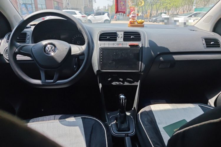 Used Volkswagen Polo 2016 1.4L Automatic Trendy Model Center Console