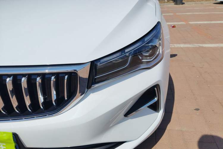 Used Geely Auto Emgrand 2025 4th Generation 1.5L CVT Starry Edition Left Front Headlight