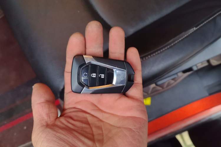 Used Isuzu D-MAX 2021 1.9T Automatic 4x4 Diesel Global Huan Dong RZ4E