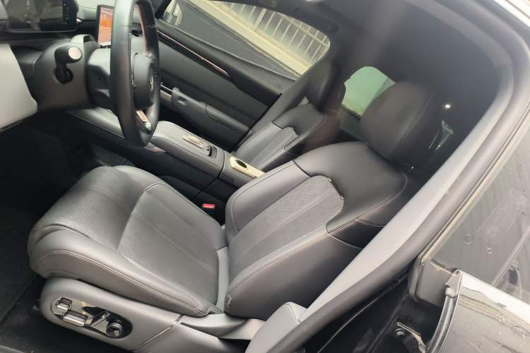 Used Zeekr 7X 2025 75 kWh Rear-Wheel Drive Intelligent Driving Version Left Front Seat