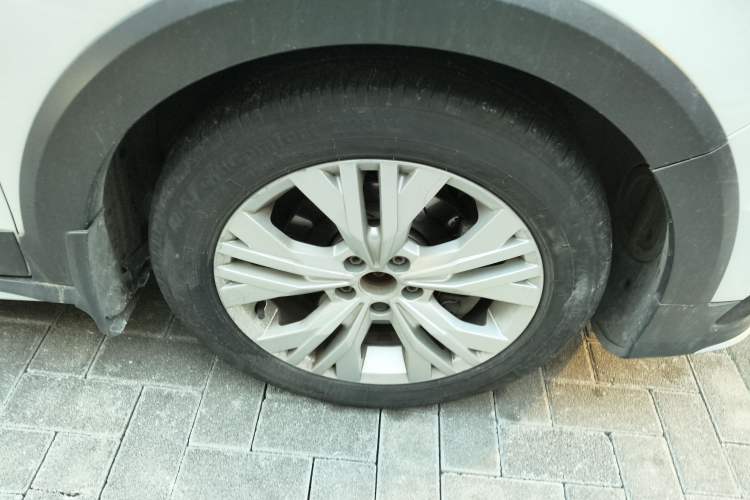 Used Volkswagen C-TREK 2017 230TSI DSG Comfort Version