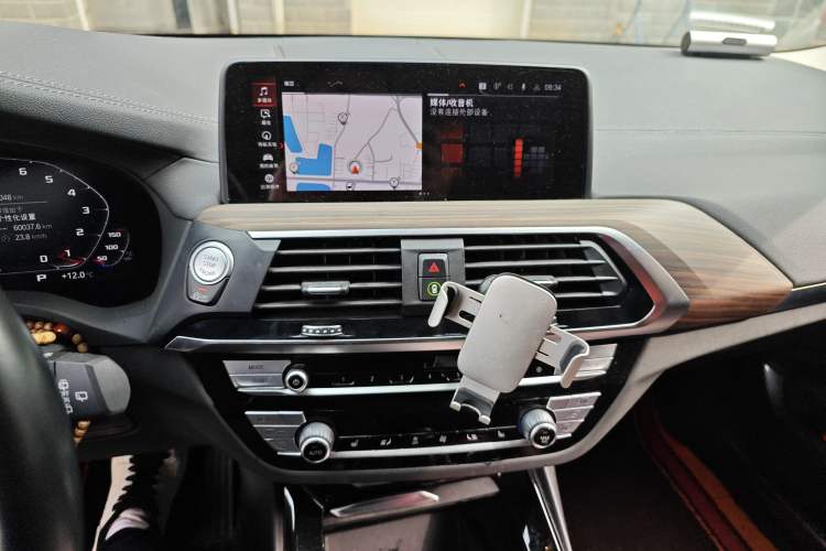 Used BMW X3 2021 Facelift xDrive28i Luxury Package Audio And AC Panel