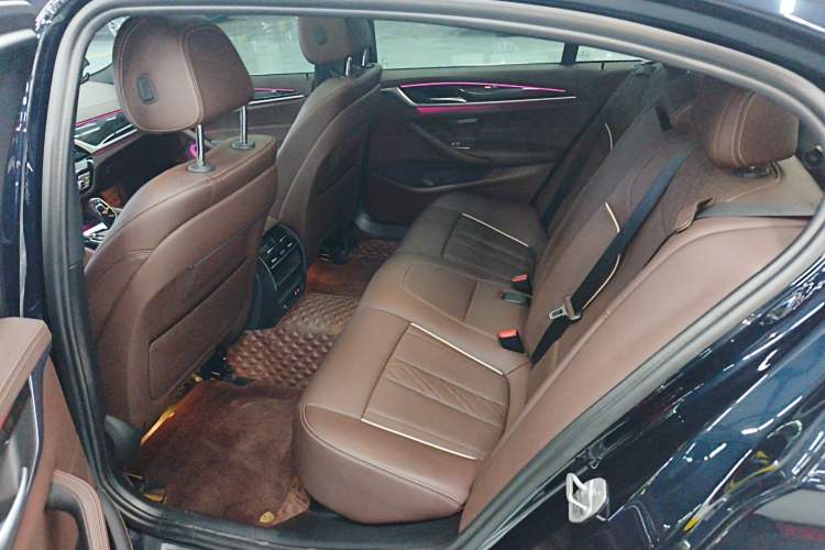 Used BMW 5 Series 2022 Restyled 525Li M Sport Package Left Rear Seat