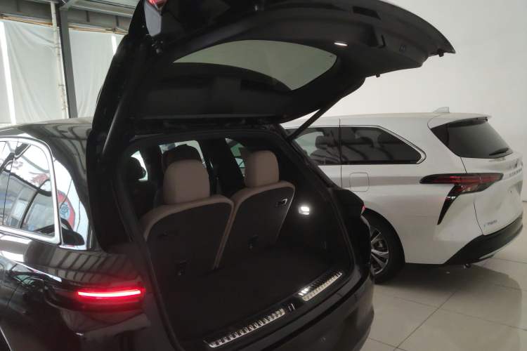 Used Li Auto L8 2025 Pro Smart Refresh Edition