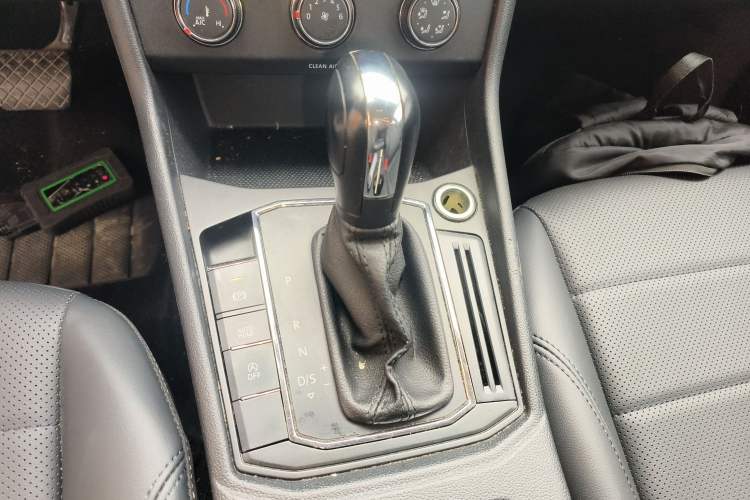 Used Volkswagen Lavida 2021 1.5L Automatic Comfort Edition
