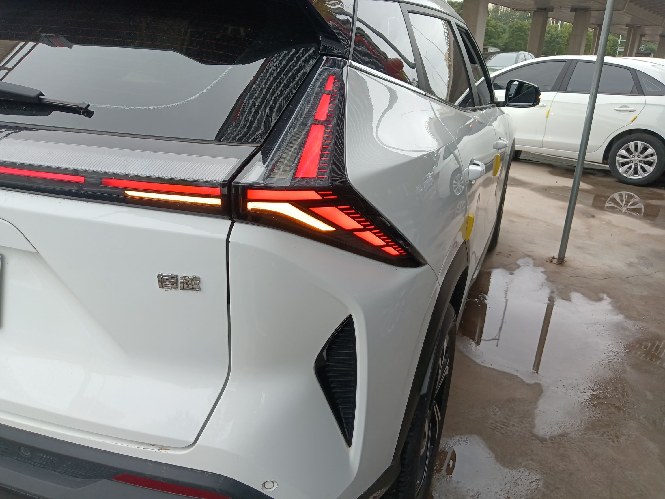 Geely Auto Emgrand X7 Sport 2023 Boyue COOL 1.5TD Smart Connect+ — снимка 9