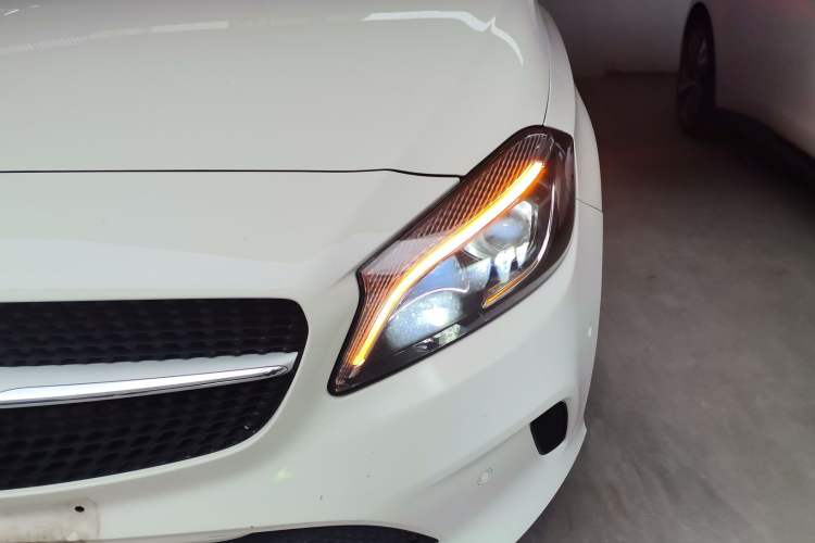 Used Mercedes-Benz A-Class (Import) 2016 A 200 Fashion Model