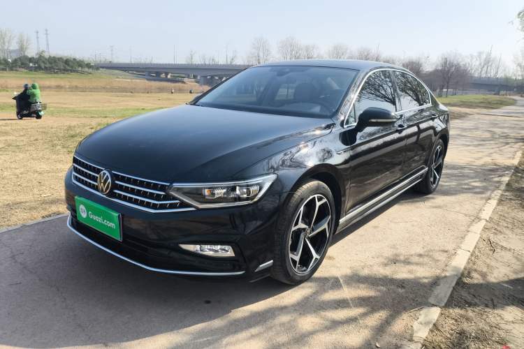 Used Volkswagen Magotan 2023 2 Million Units Commemorative Edition 330TSI DSG Luxury Version