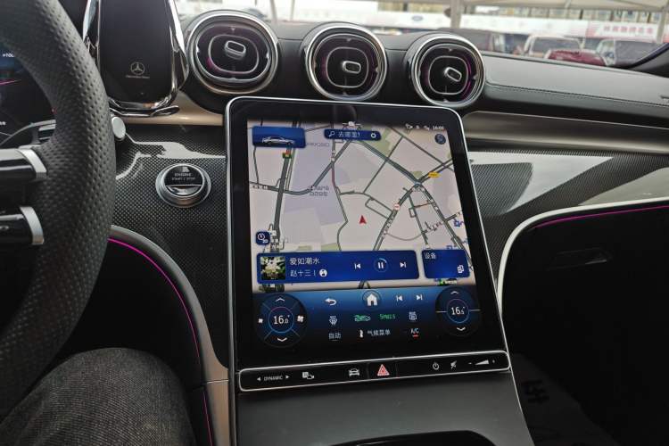 Used Mercedes-Benz C-Class 2025 Facelift C 260 L Sport Edition Audio And AC Panel