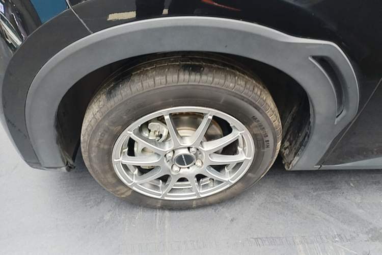 Used BYD Seagull 2024 Honor Edition 305km Dynamic Version Left Front Wheel Hub