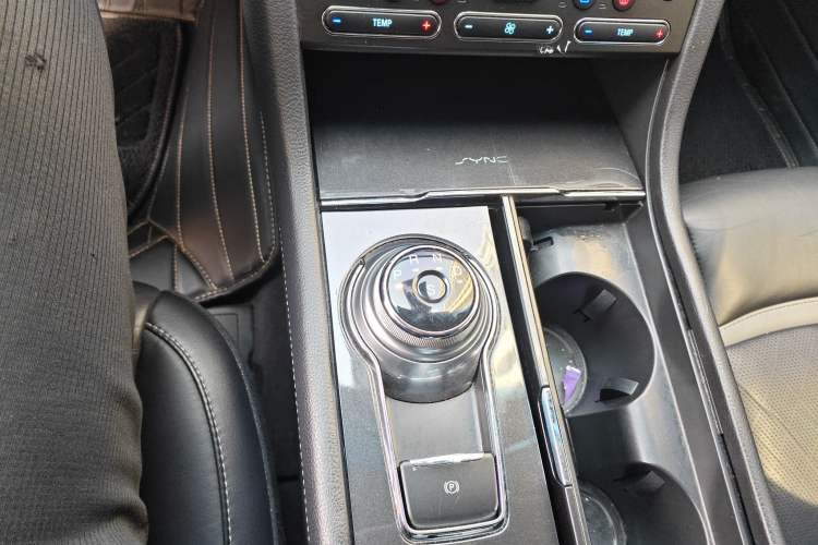 Used Ford Taurus 2018 EcoBoost 245 Premier Edition China V Standard