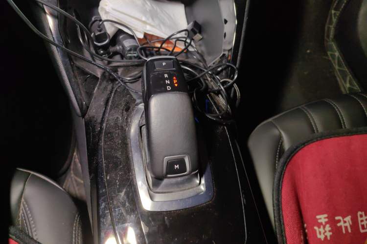 Used Peugeot 2008 2020 230THP 3D ZhenShang Edition Gear Lever