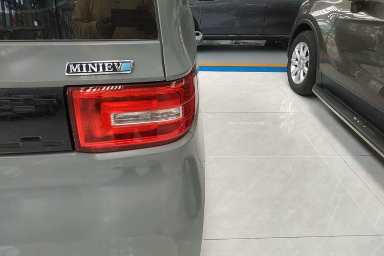 Used Wuling Hongguang MINIEV 2020 Zizai Version Lithium-NMC