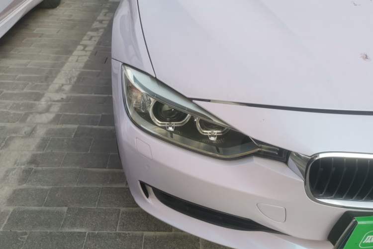 Used BMW 3 Series 2015 320i Luxury Line Stylish Edition