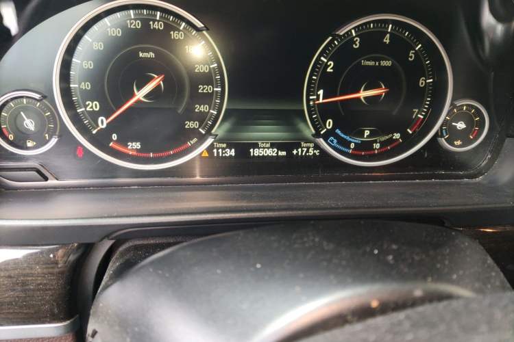 Used BMW 5 Series 2014 525Li Luxury Design Package