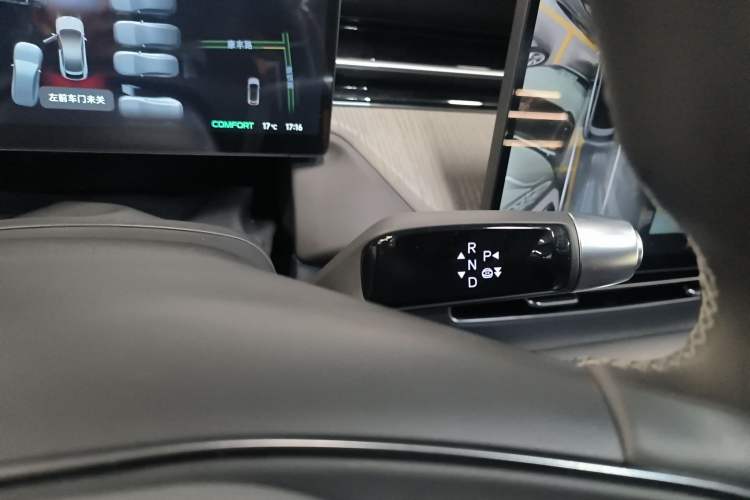 Used XPeng G6 2025 625 Long-Range Max Flagship Edition