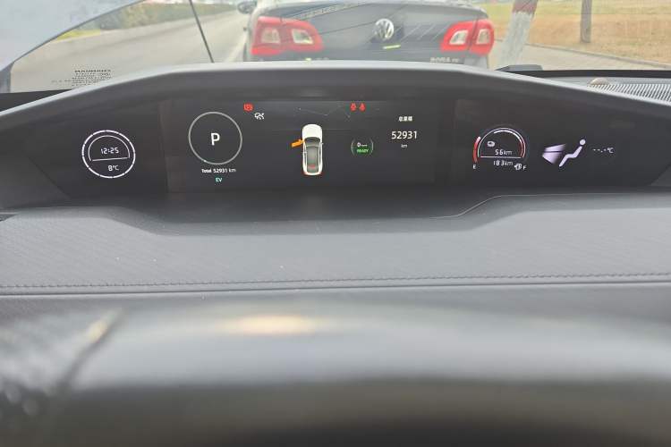 Used CHANGAN UNI-V iDD 2023 ZhiDian iDD 1.5T 113km ZhiKu Model