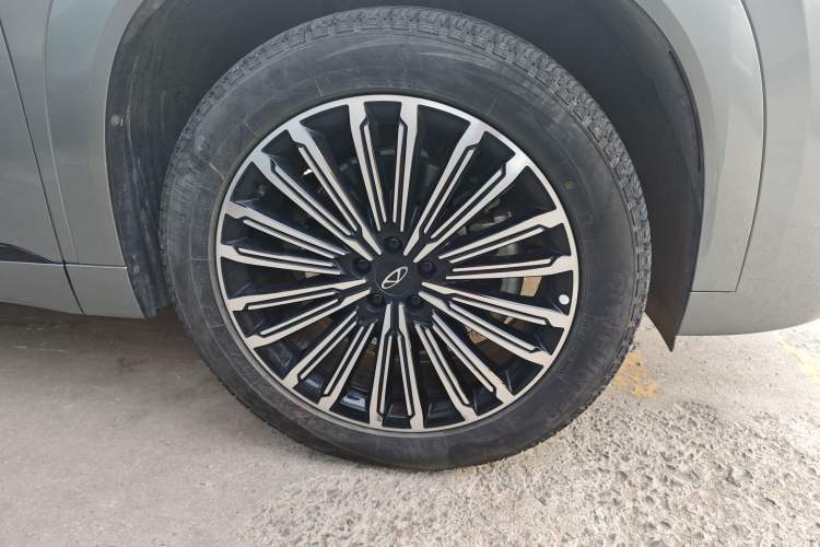 Used Chery Tiggo 9 C-DM 2025 1.5T 106KM Ultra-Comfort Edition 5 Seats Lithium-NMC