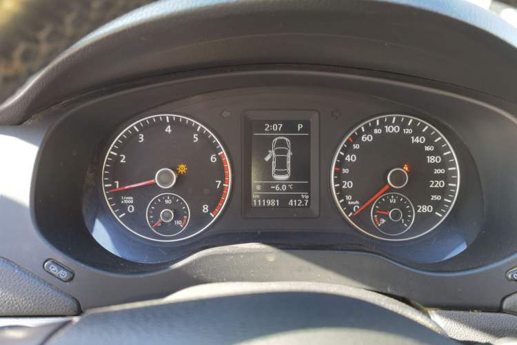 Used Volkswagen Sagitar 2012 1.4TSI Automatic Luxury Edition Instrument Cluster