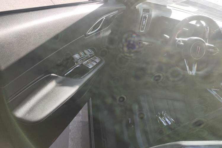 Used Hongqi HS3 2023 1.5T Two-Wheel Drive Shanwei Edition