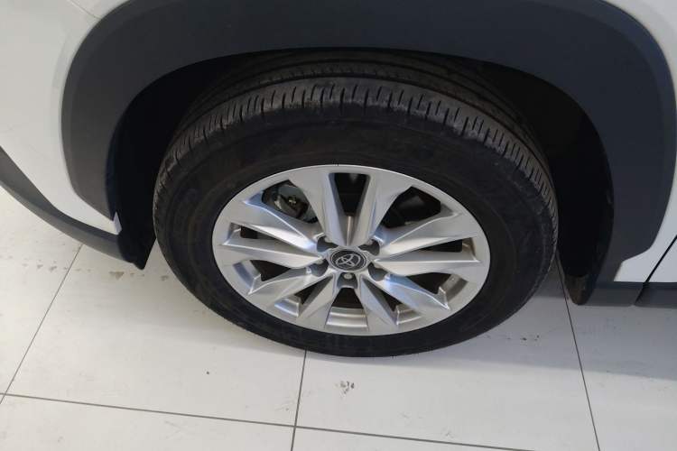 Used Toyota Corolla Cross 2023 2.0L Pioneer Edition
