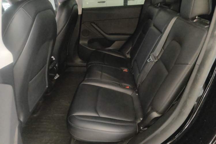 Used Tesla Model Y 2023 Rear-Wheel-Drive Version