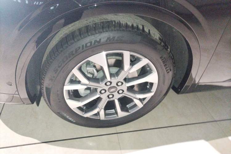 Used Ford Edge 2023 Edge L 2.0T EcoBoost E-Hybrid Four-Wheel Drive Seven-Seat Supreme Model