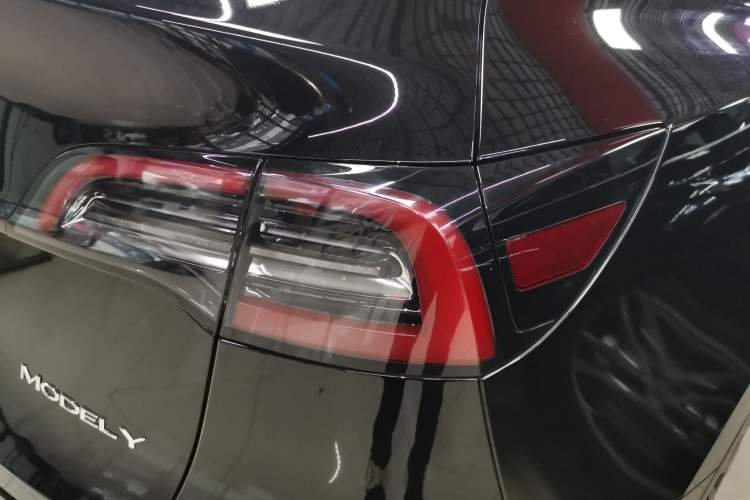 Used Tesla Model Y 2022 Rear-Wheel-Drive Version
